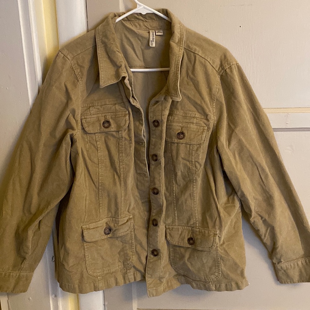 Oversized khaki jacket